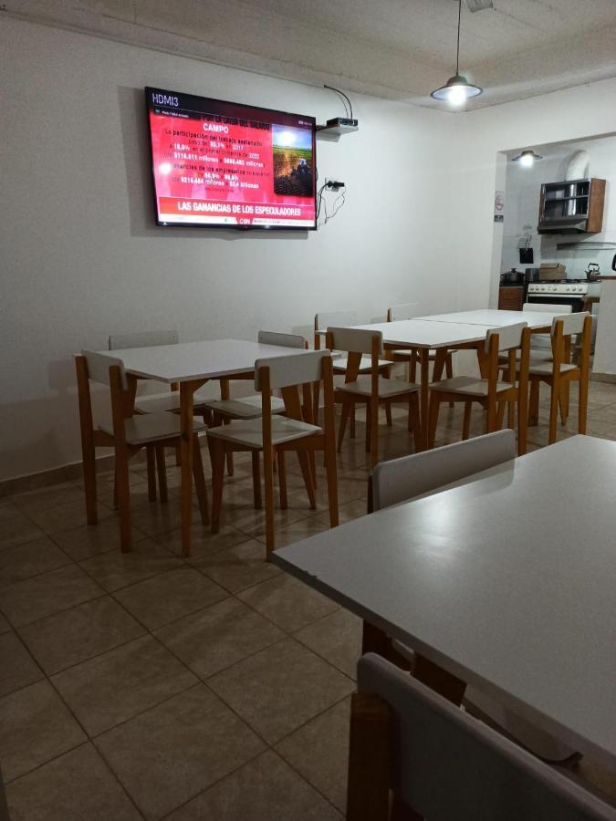 El Faro Hostel Пуэрто-Мадрин Экстерьер фото