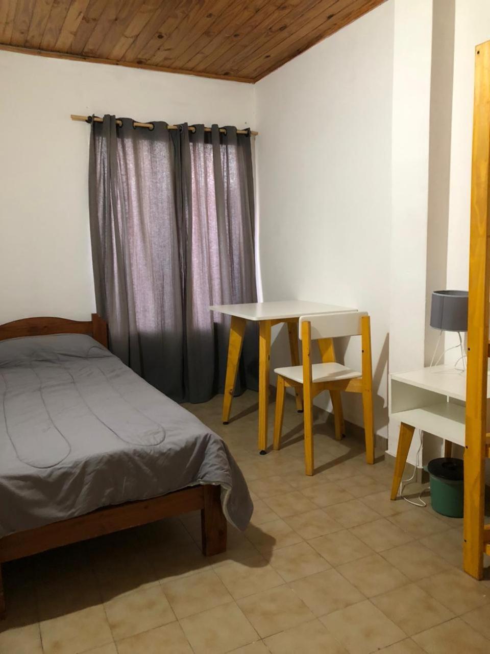 El Faro Hostel Пуэрто-Мадрин Экстерьер фото