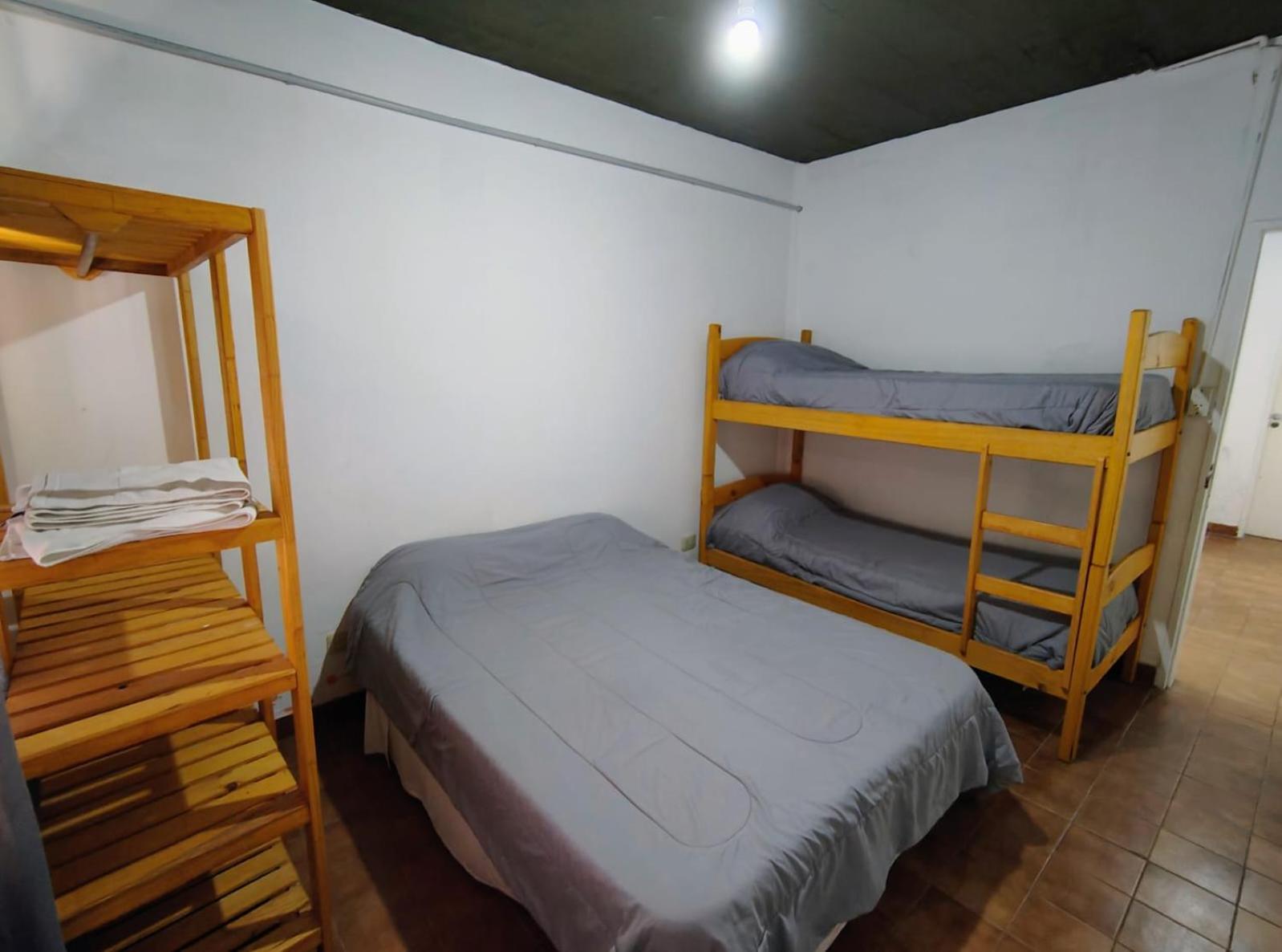 El Faro Hostel Пуэрто-Мадрин Экстерьер фото